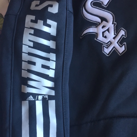 Adidas sweater - Picture 3 of 3